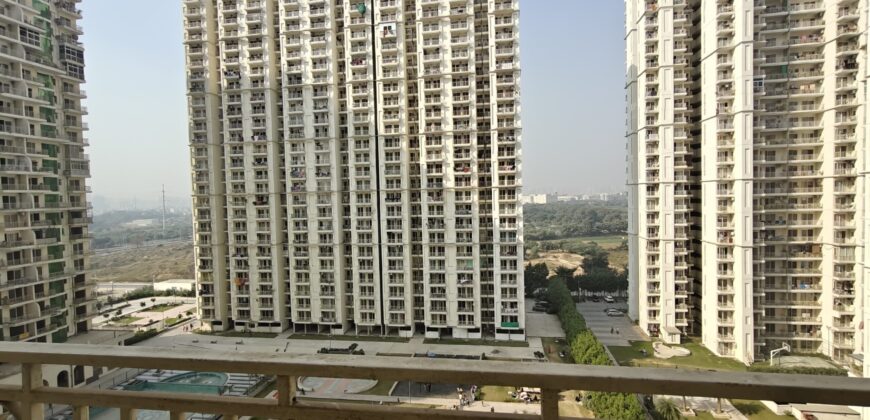 2 bhk Available for Rent in Mahagun Mantra Noida extention society.